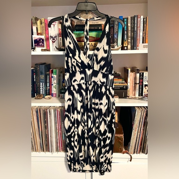 Forever 21 Black & White Ikat Print Dress – Size Small - Picture 1 of 8